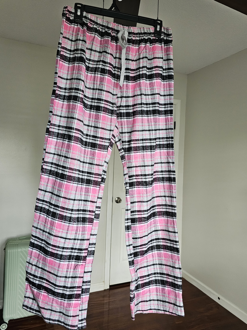 Bobbie Brooks Pink Black White Plaid Pajama Pants